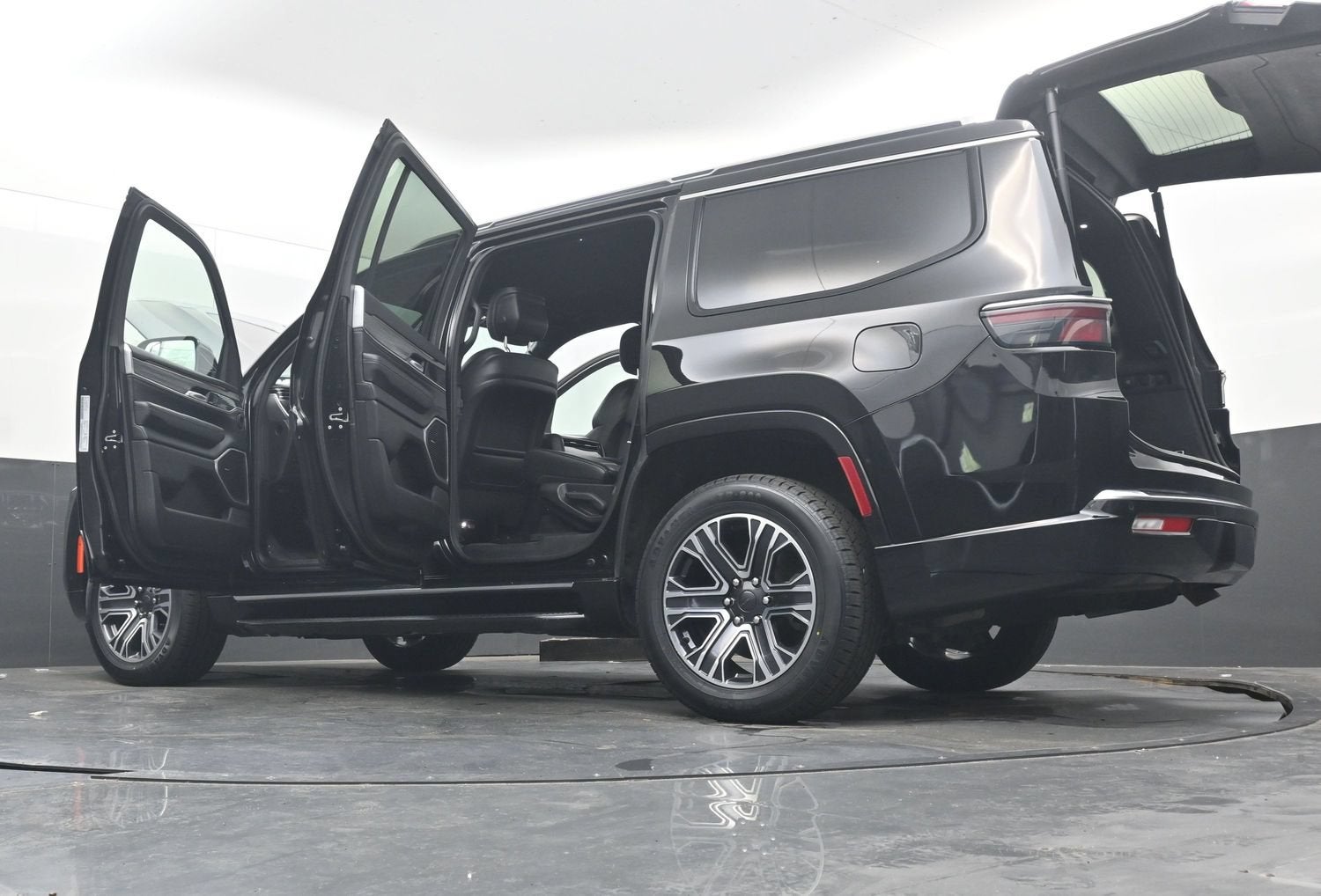 2024 Jeep Wagoneer Series II