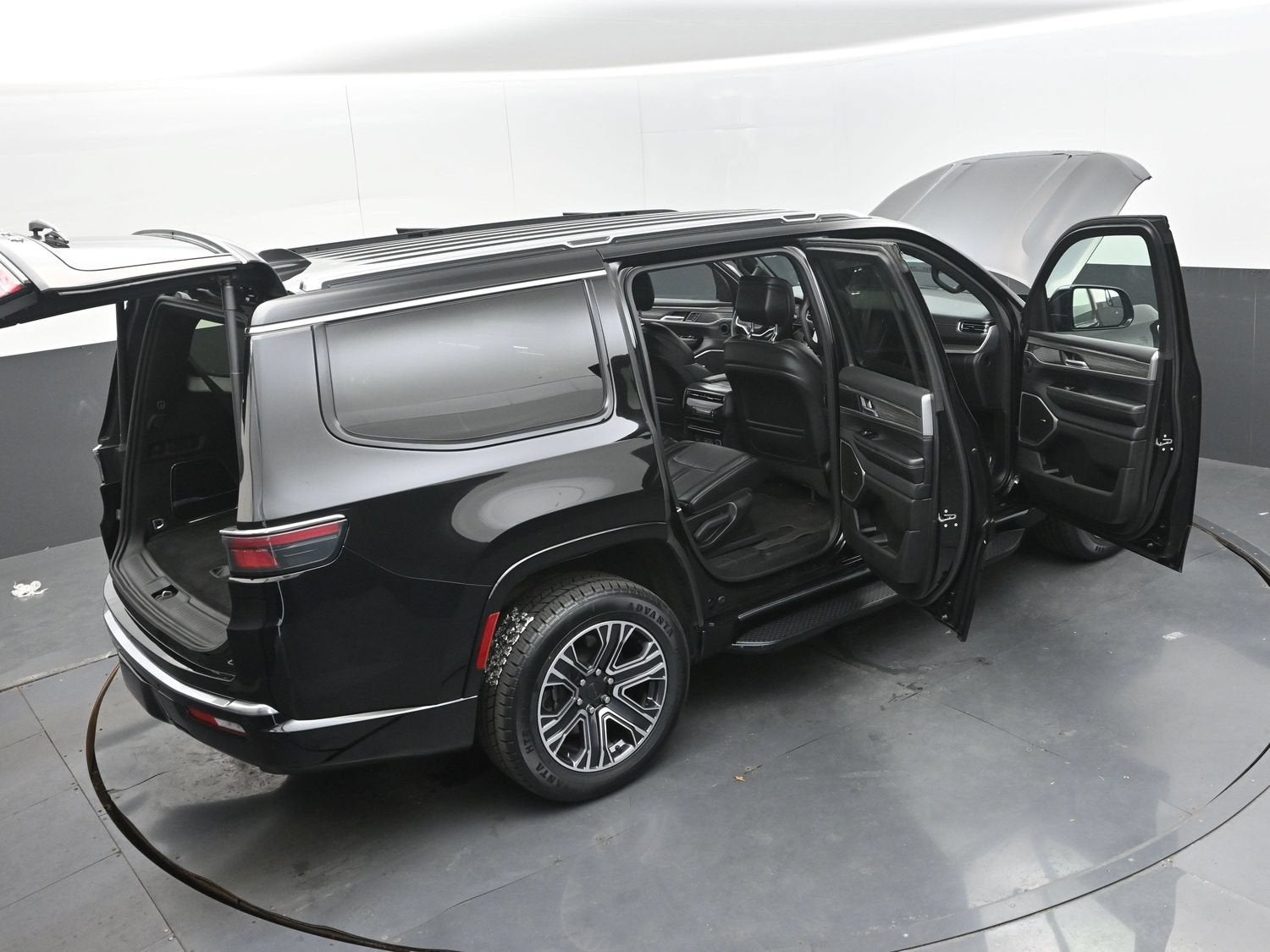 2024 Jeep Wagoneer Series II