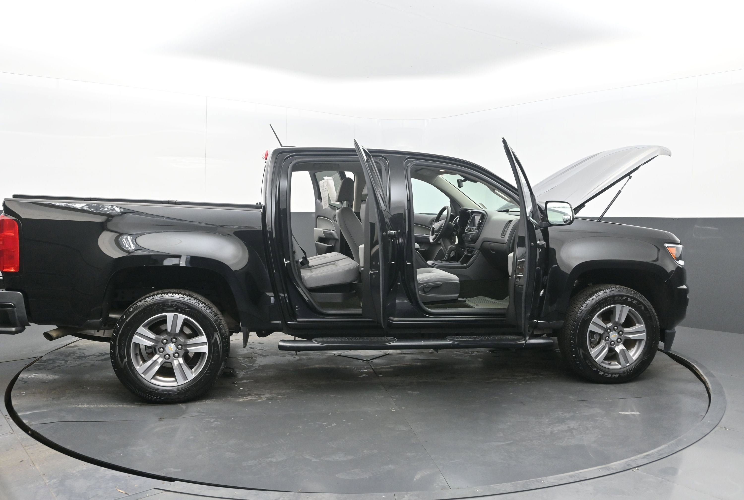 2017 Chevrolet Colorado 2WD WT