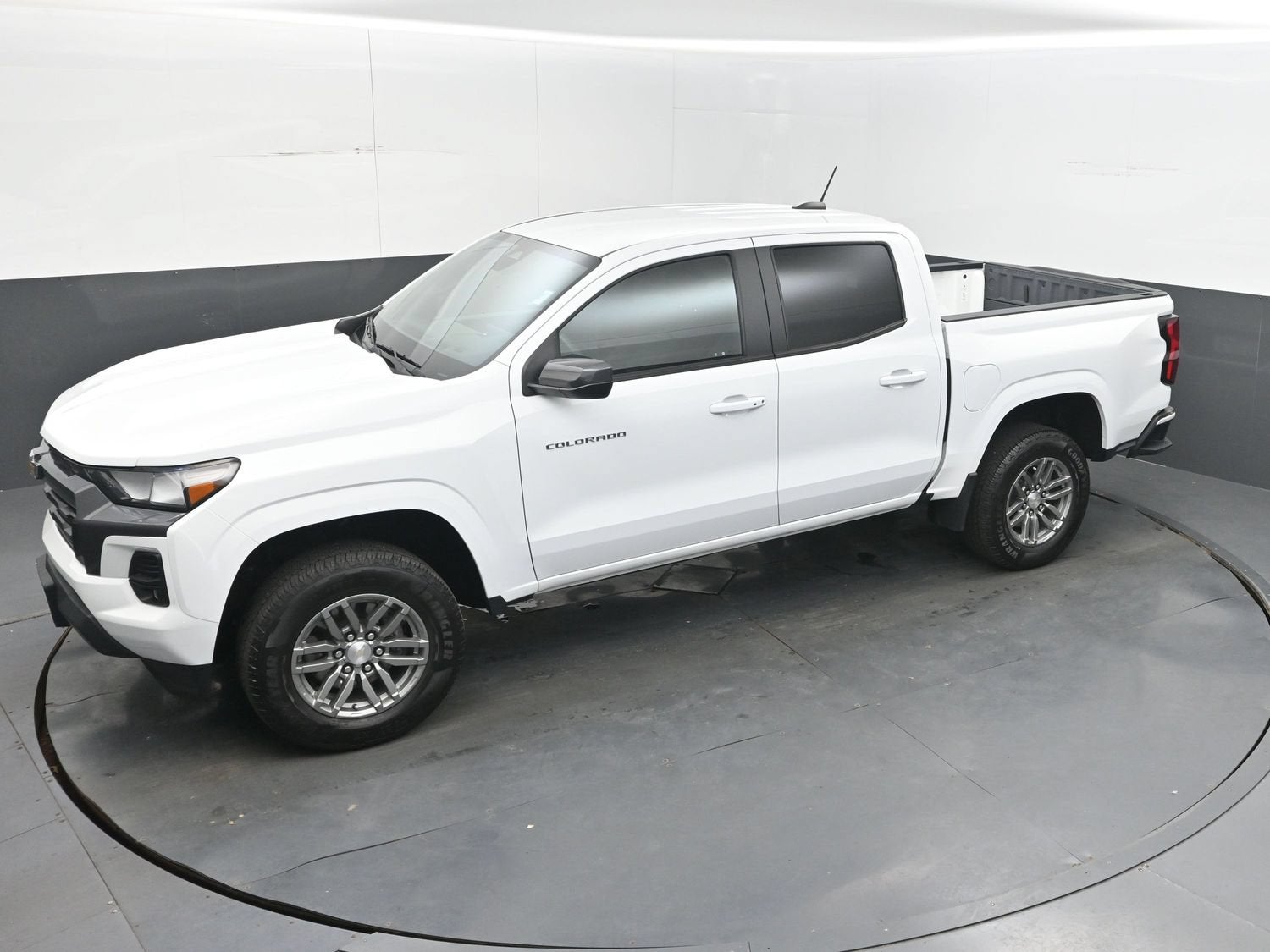 2023 Chevrolet Colorado 2WD LT