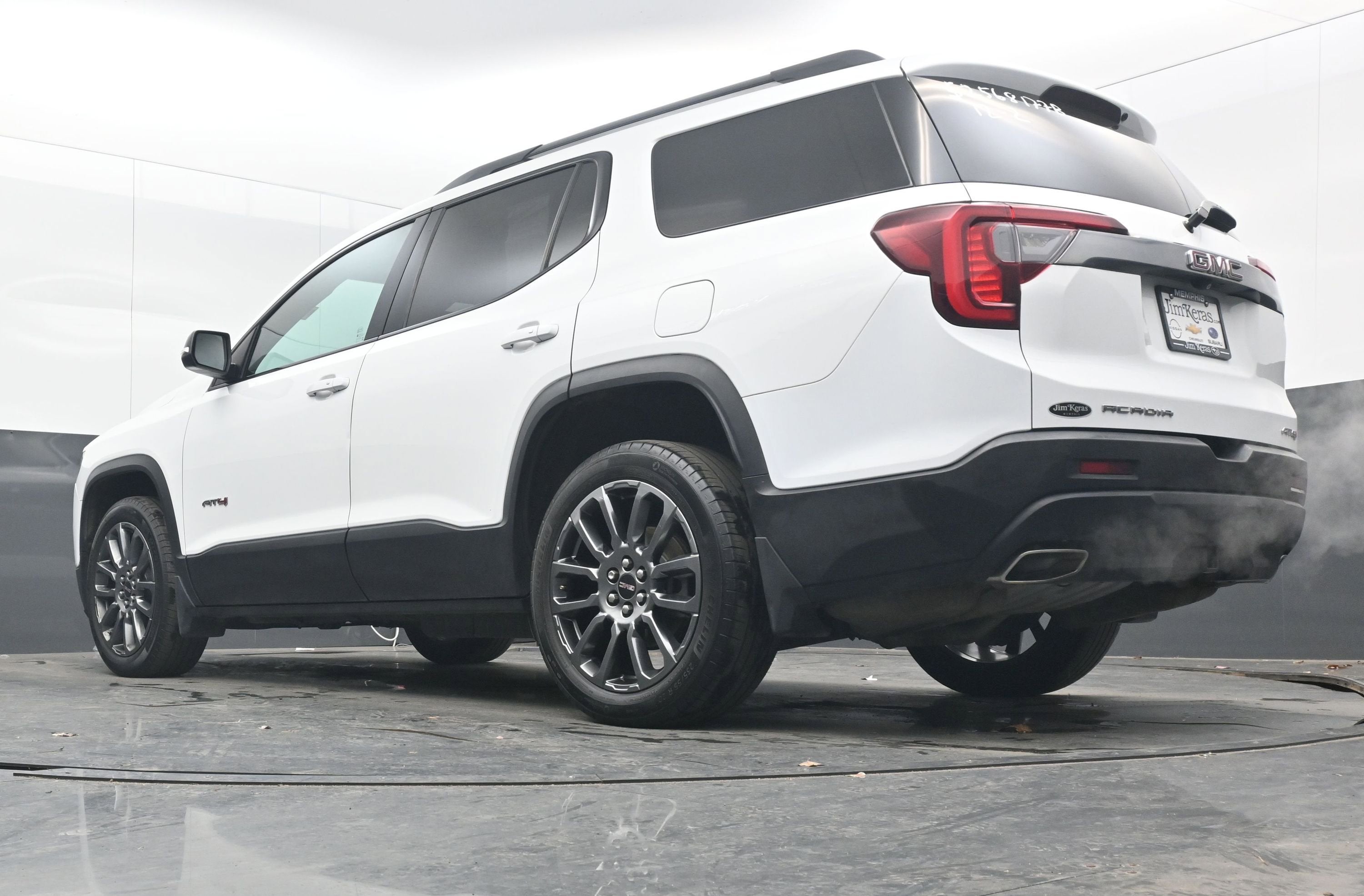 2021 GMC Acadia AT4