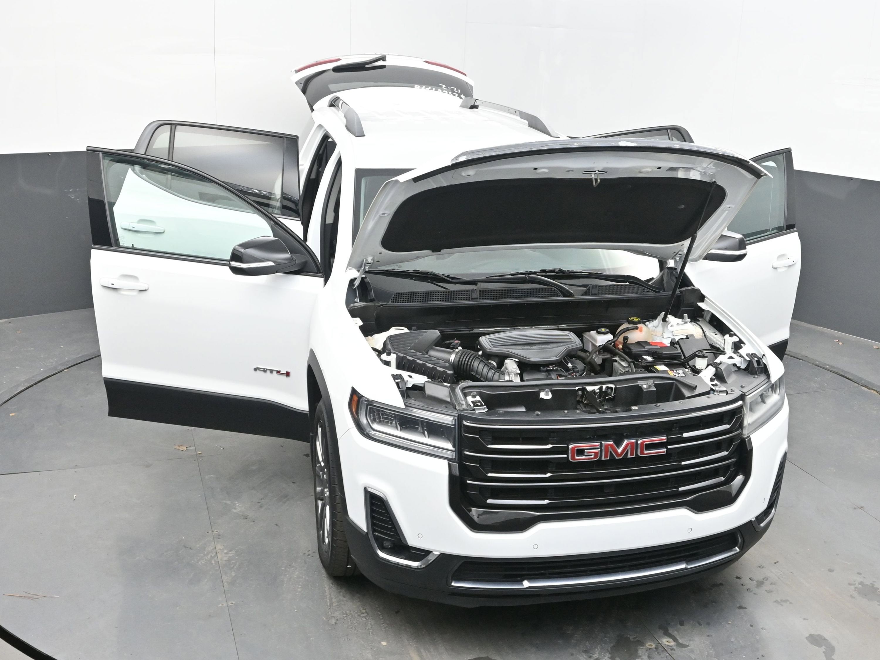 2021 GMC Acadia AT4