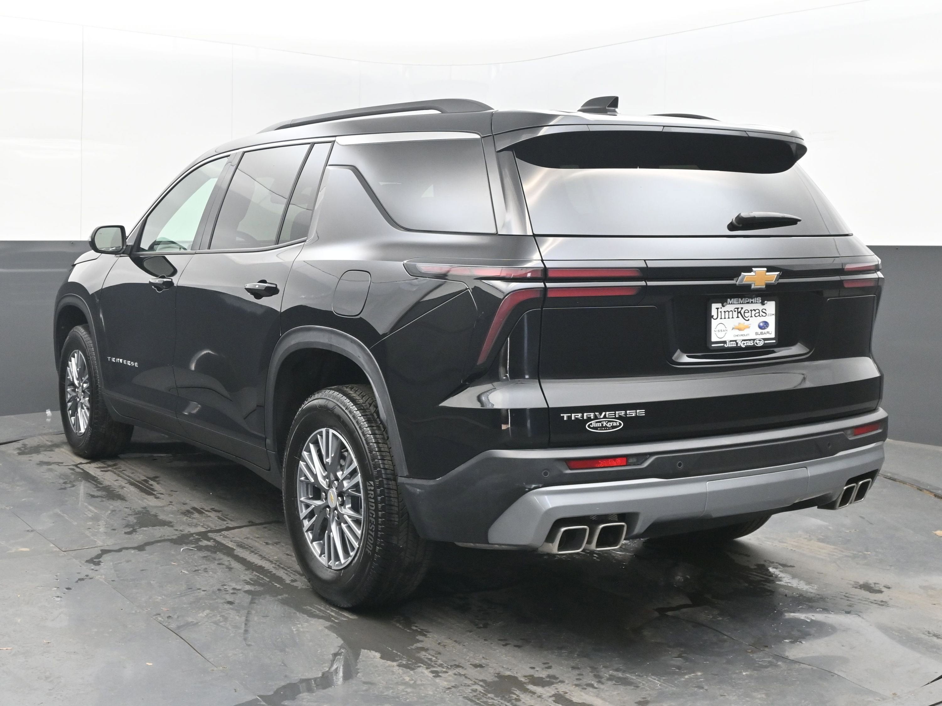 2025 Chevrolet Traverse FWD LT