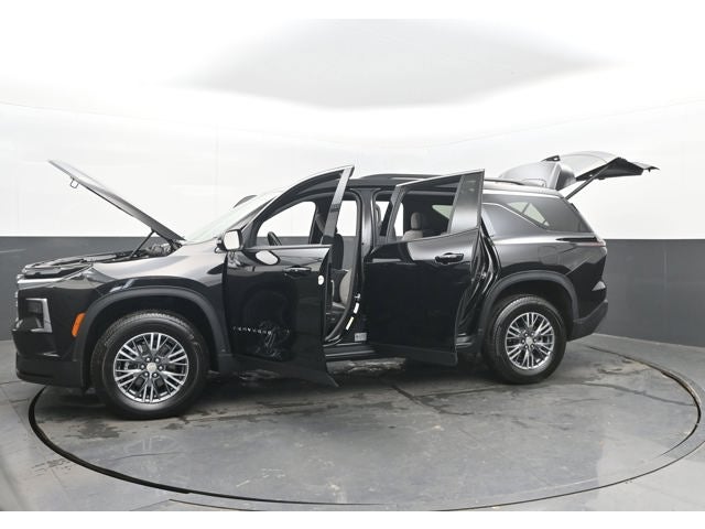 2025 Chevrolet Traverse FWD LT