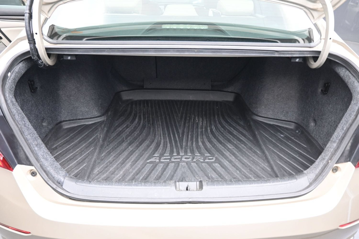 2019 Honda Accord Sedan Touring 2.0T
