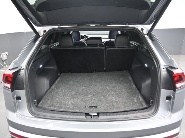 2024 Volkswagen Atlas Cross Sport 2.0T SEL R-Line