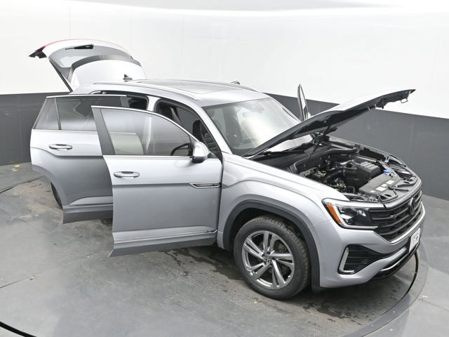 2024 Volkswagen Atlas Cross Sport 2.0T SEL R-Line