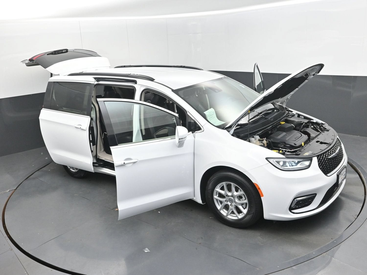 2022 Chrysler Pacifica Touring L