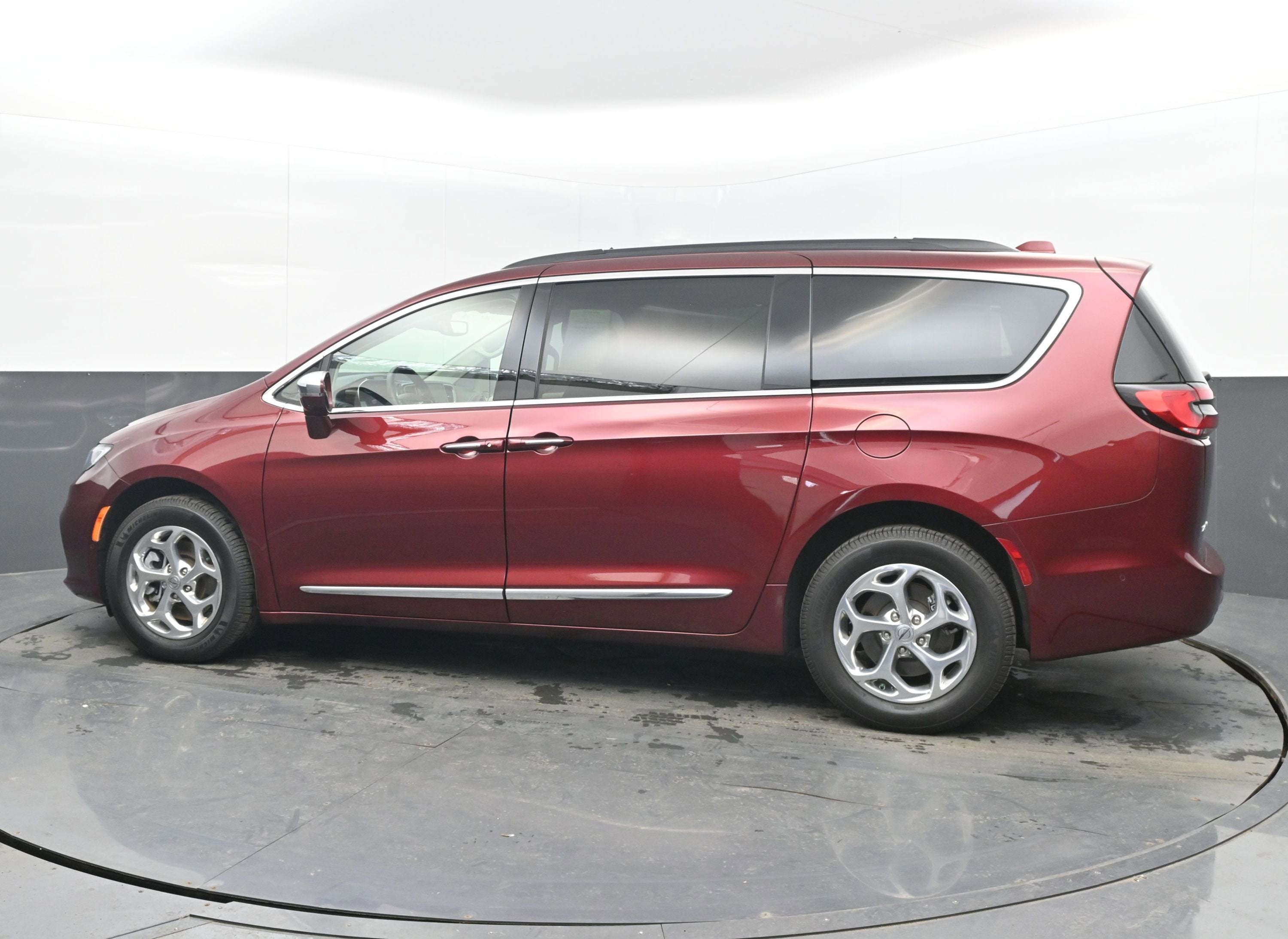 2022 Chrysler Pacifica Limited
