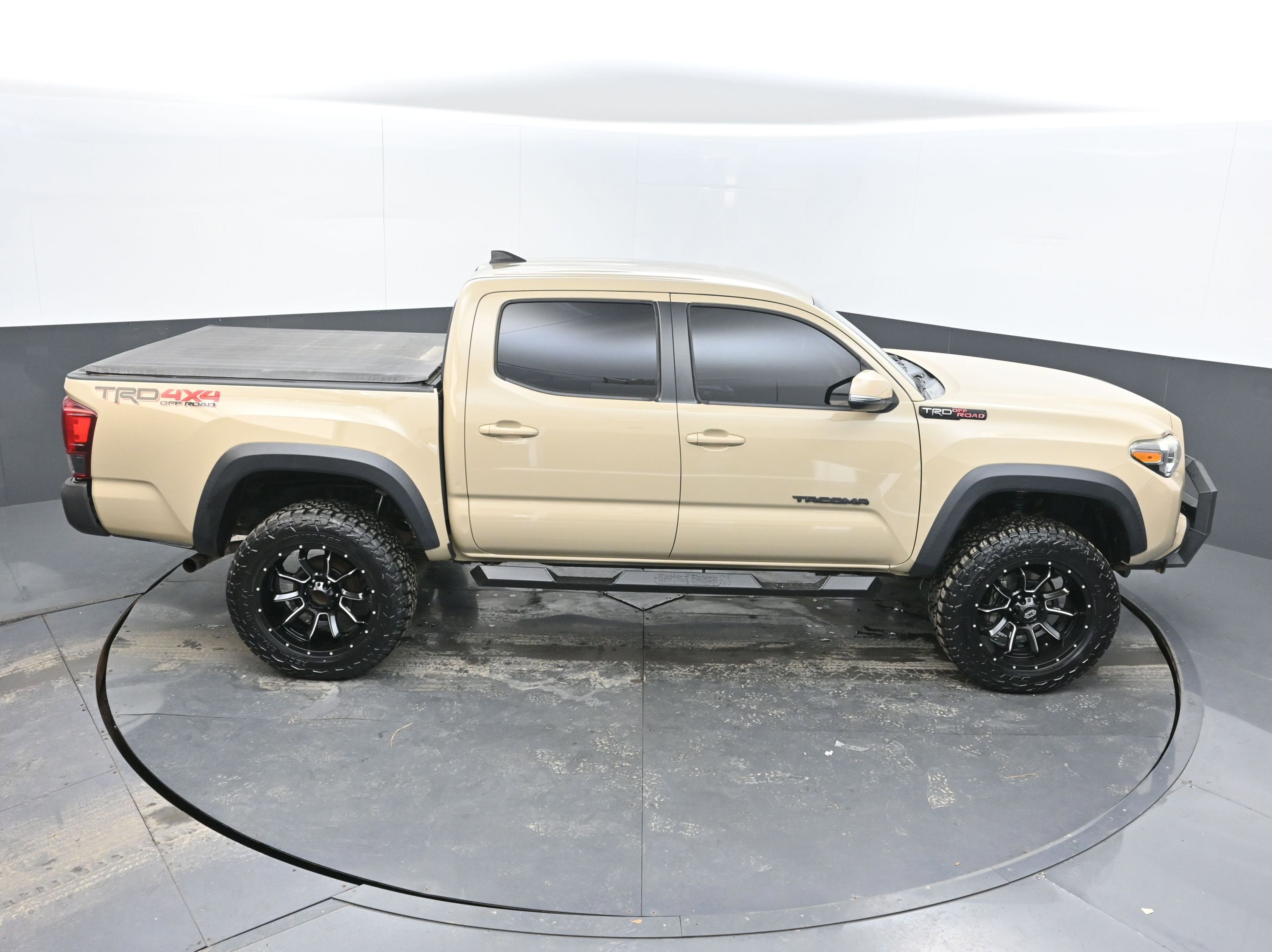 2018 Toyota Tacoma SR