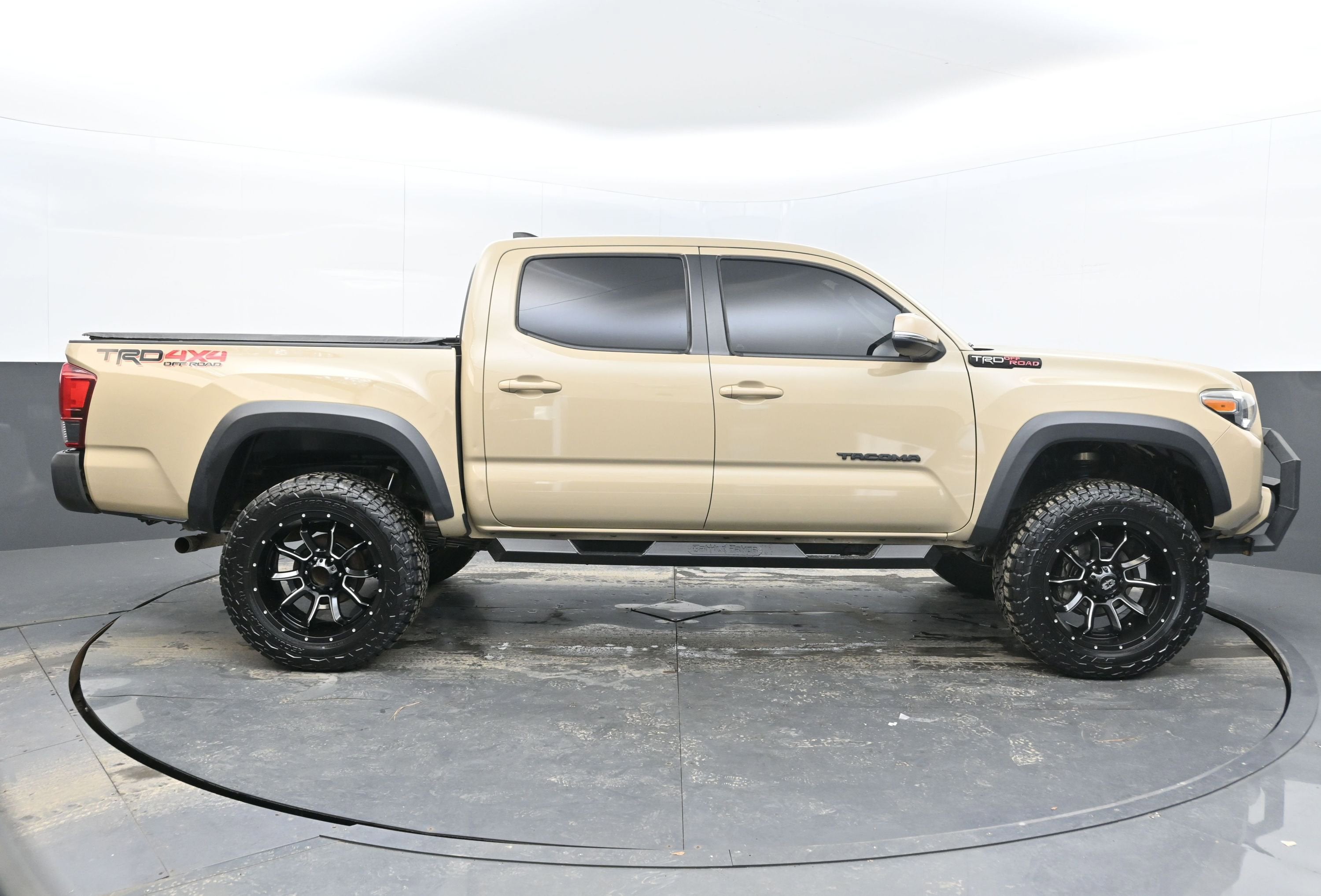 2018 Toyota Tacoma SR