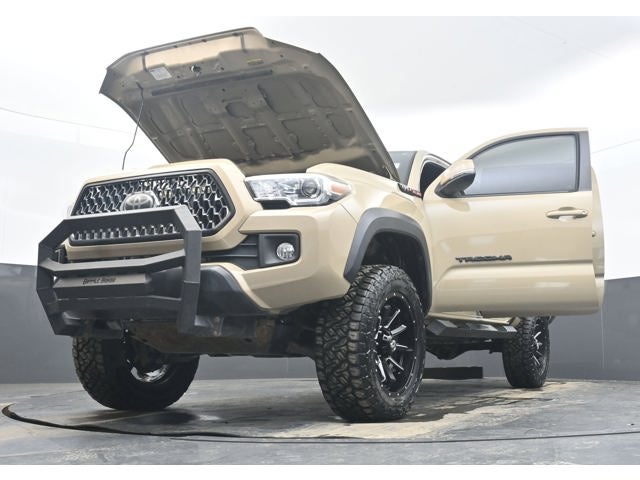2018 Toyota Tacoma SR
