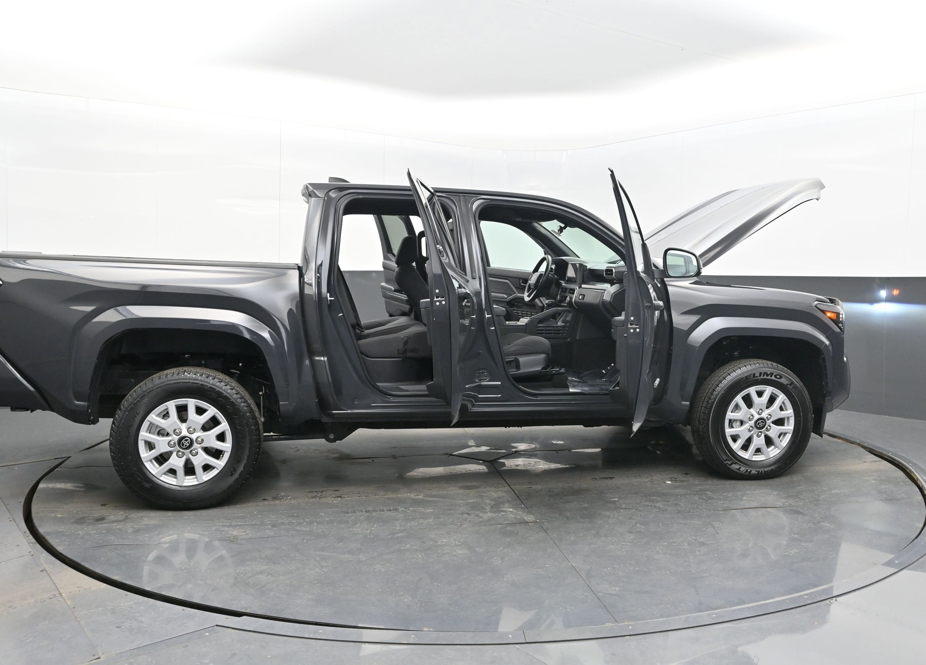 2024 Toyota Tacoma 2WD SR5