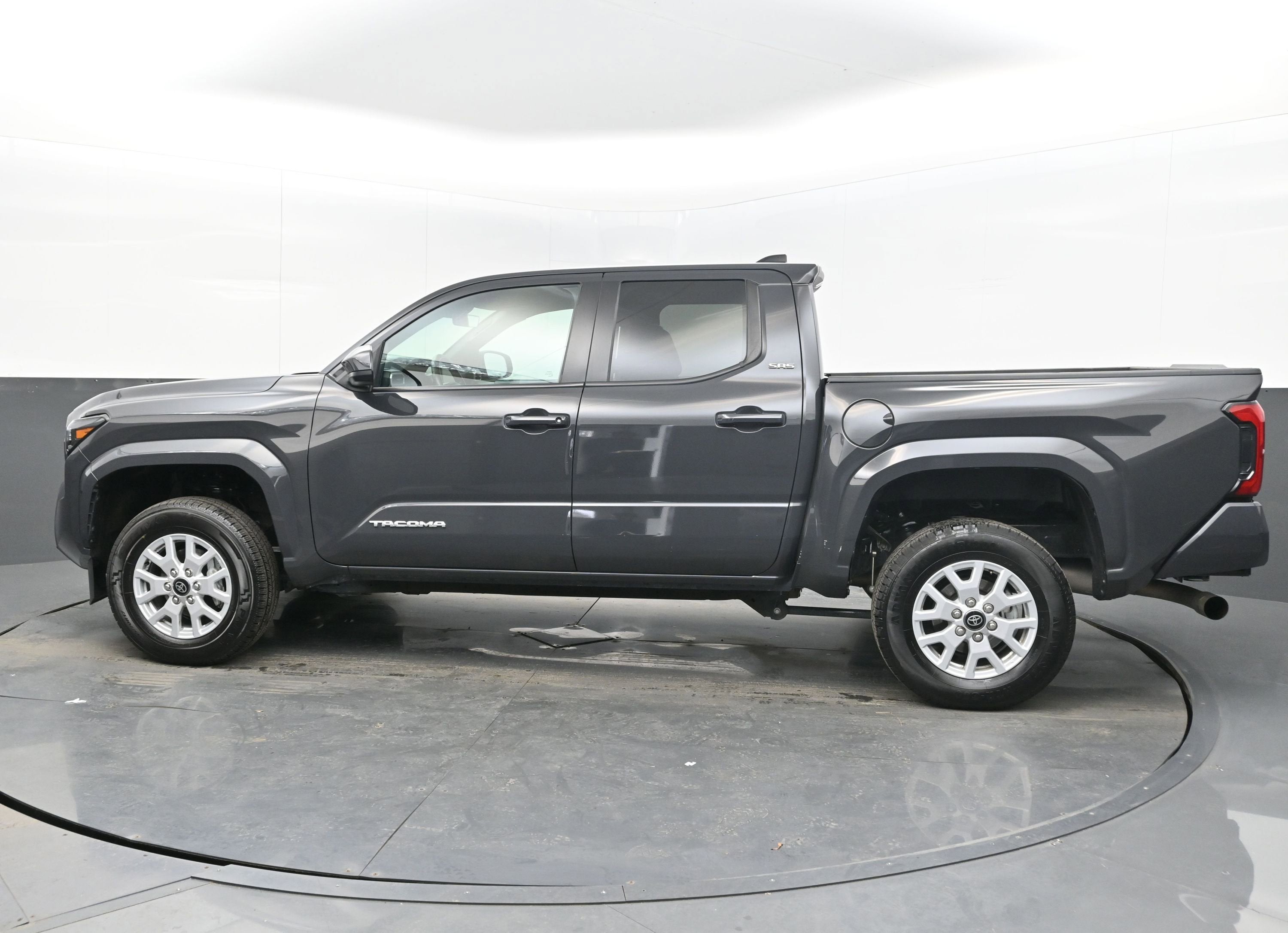 2024 Toyota Tacoma 2WD SR5