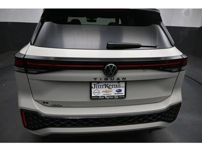 2026 Volkswagen Tiguan SE R-Line Black