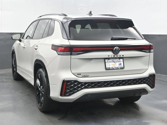 2026 Volkswagen Tiguan SE R-Line Black
