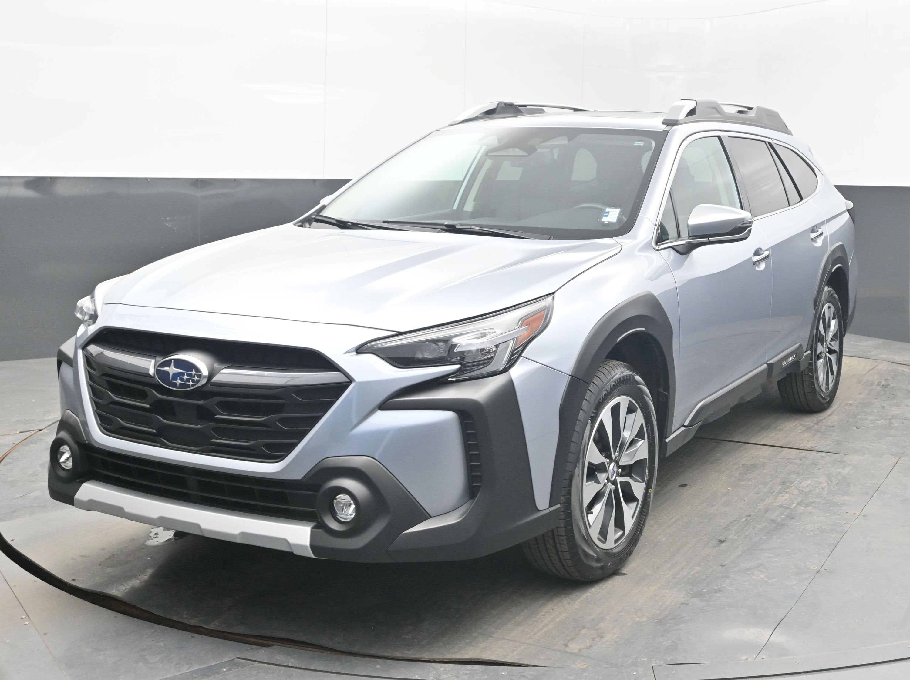 2023 Subaru Outback Touring