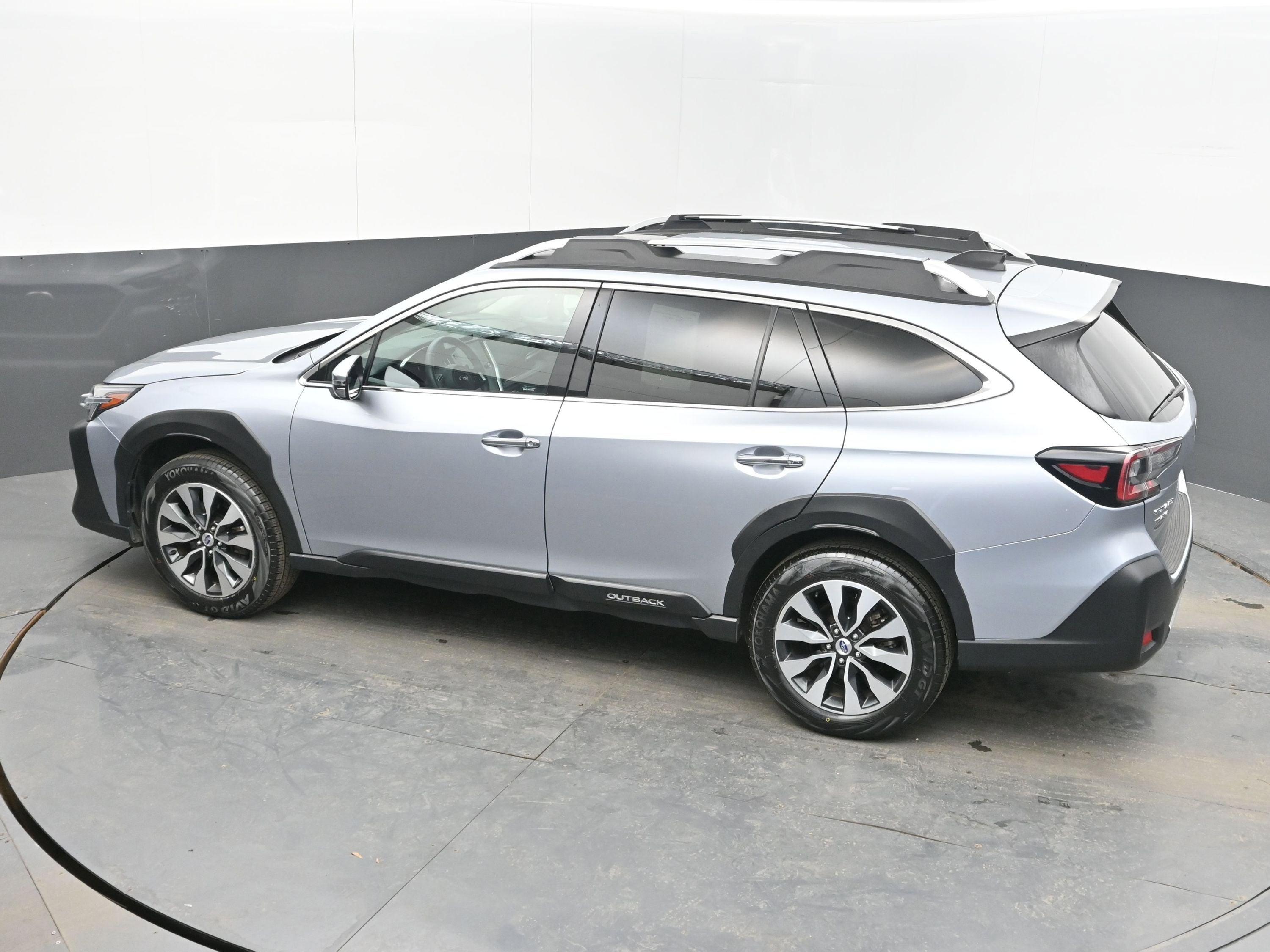 2023 Subaru Outback Touring