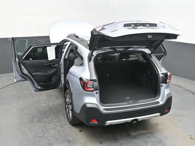2023 Subaru Outback Touring