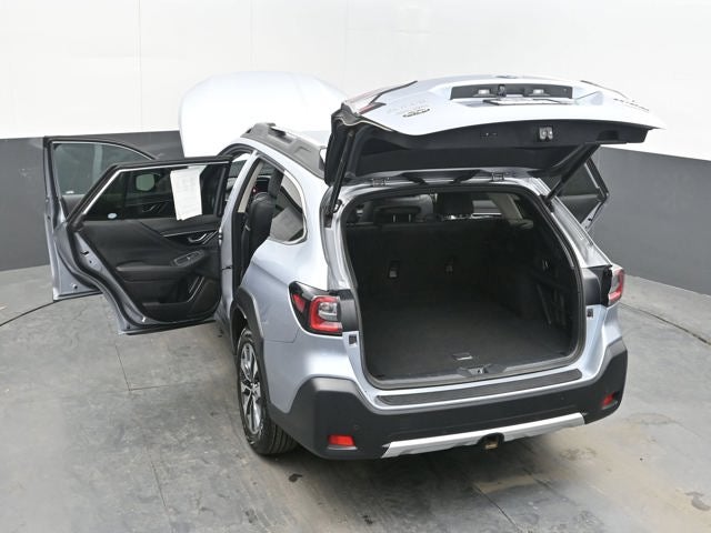 2023 Subaru Outback Touring