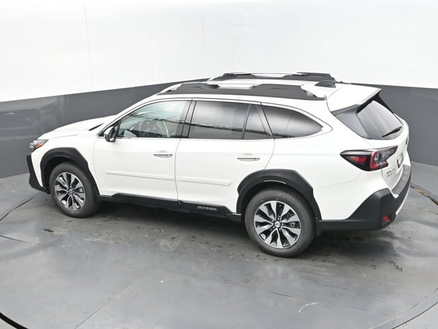 2025 Subaru Outback Touring
