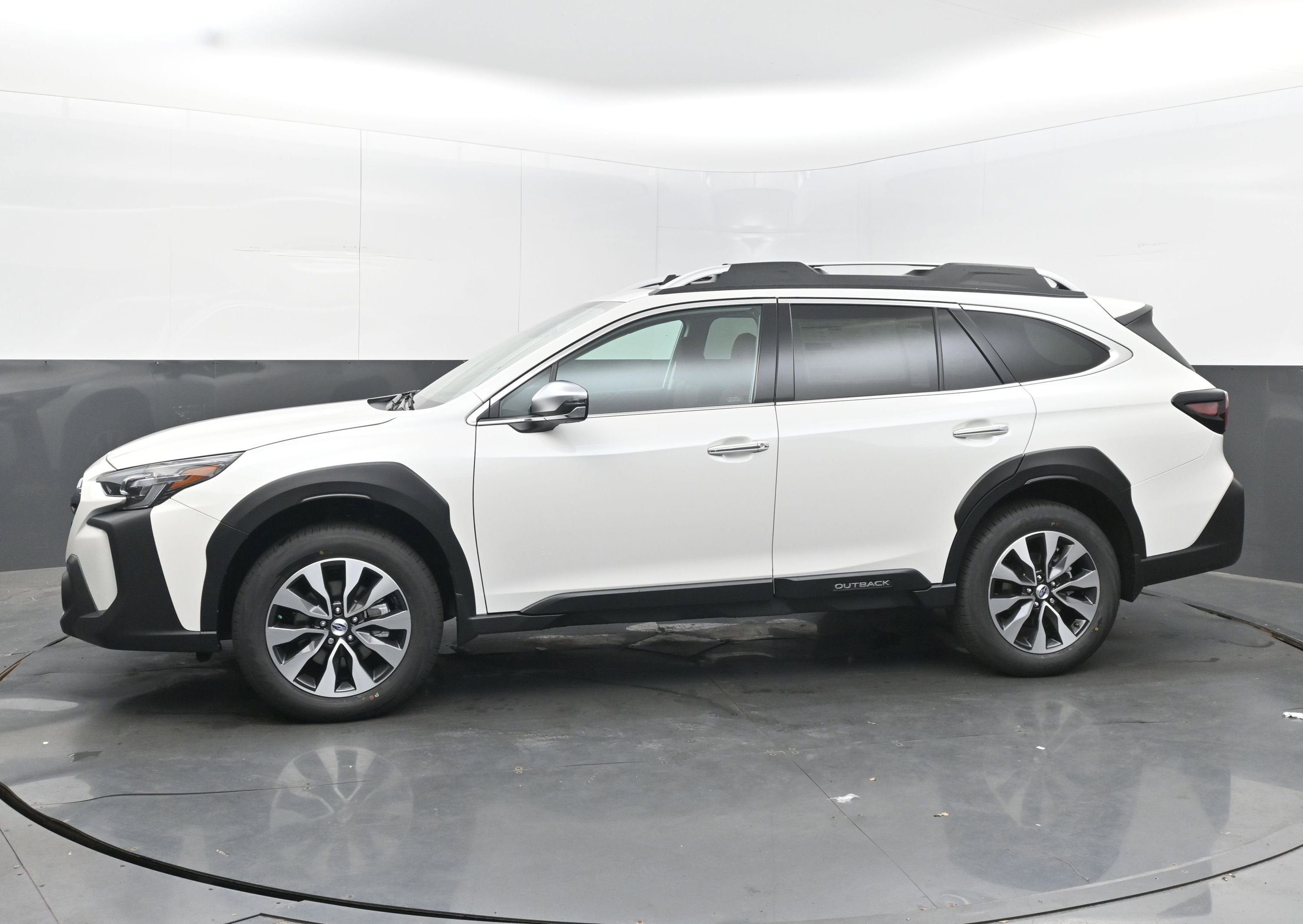 2025 Subaru Outback Touring