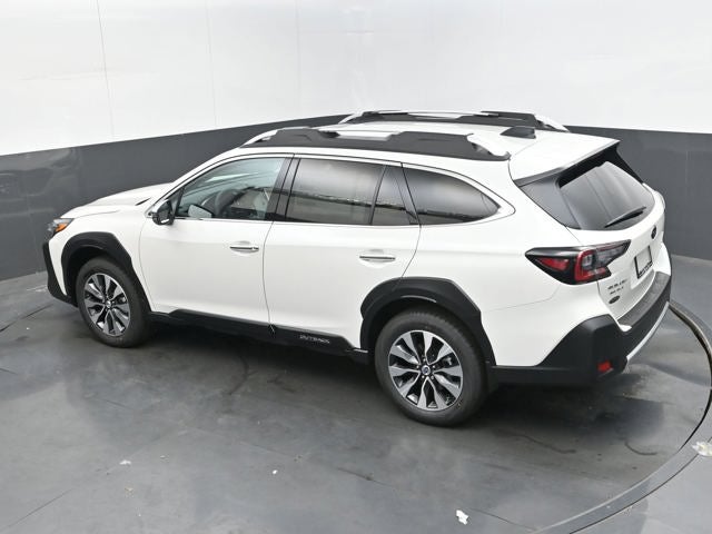 2025 Subaru Outback Touring