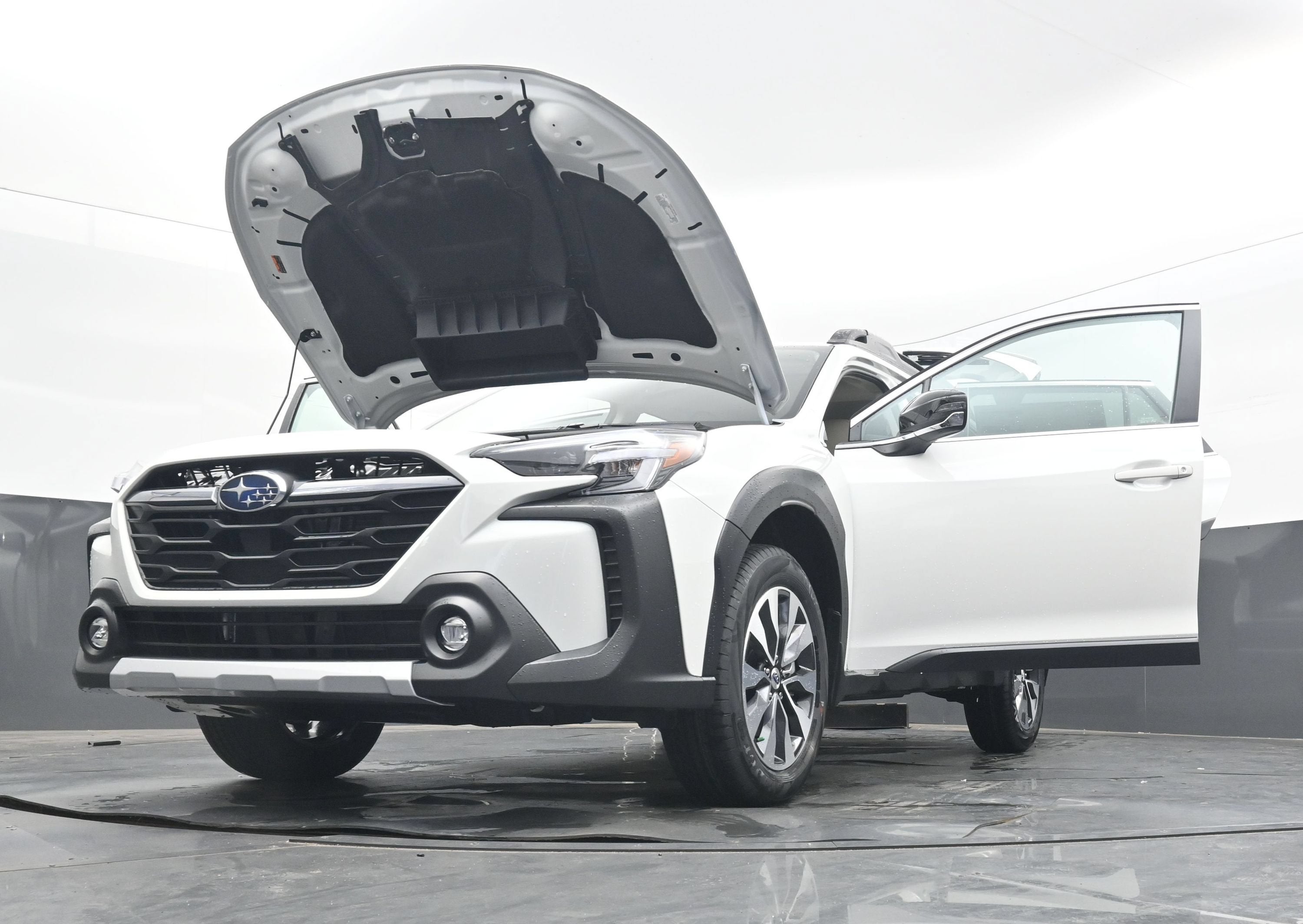 2025 Subaru Outback Limited XT