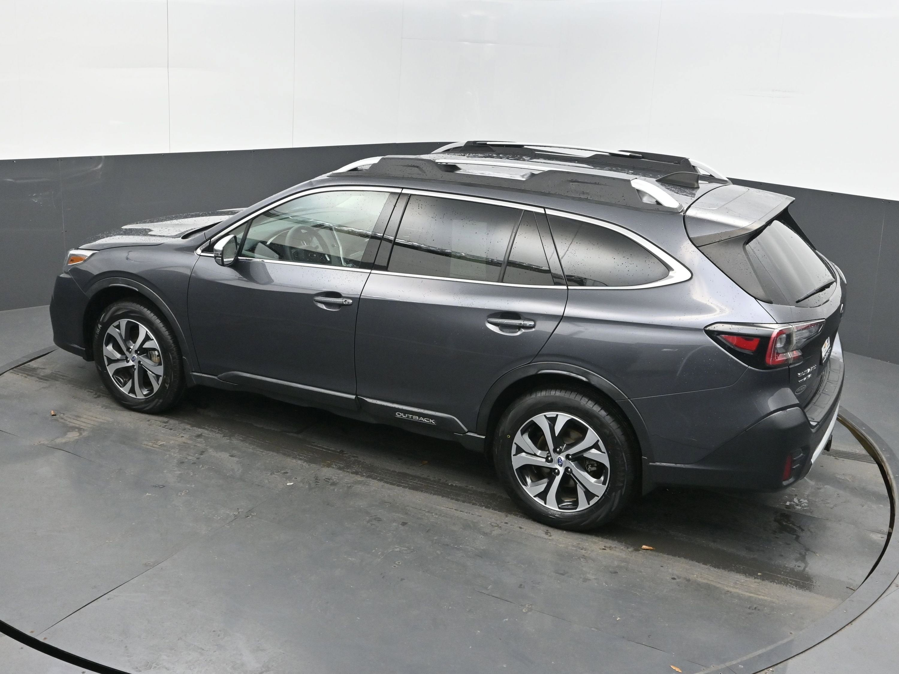 2020 Subaru Outback Touring XT