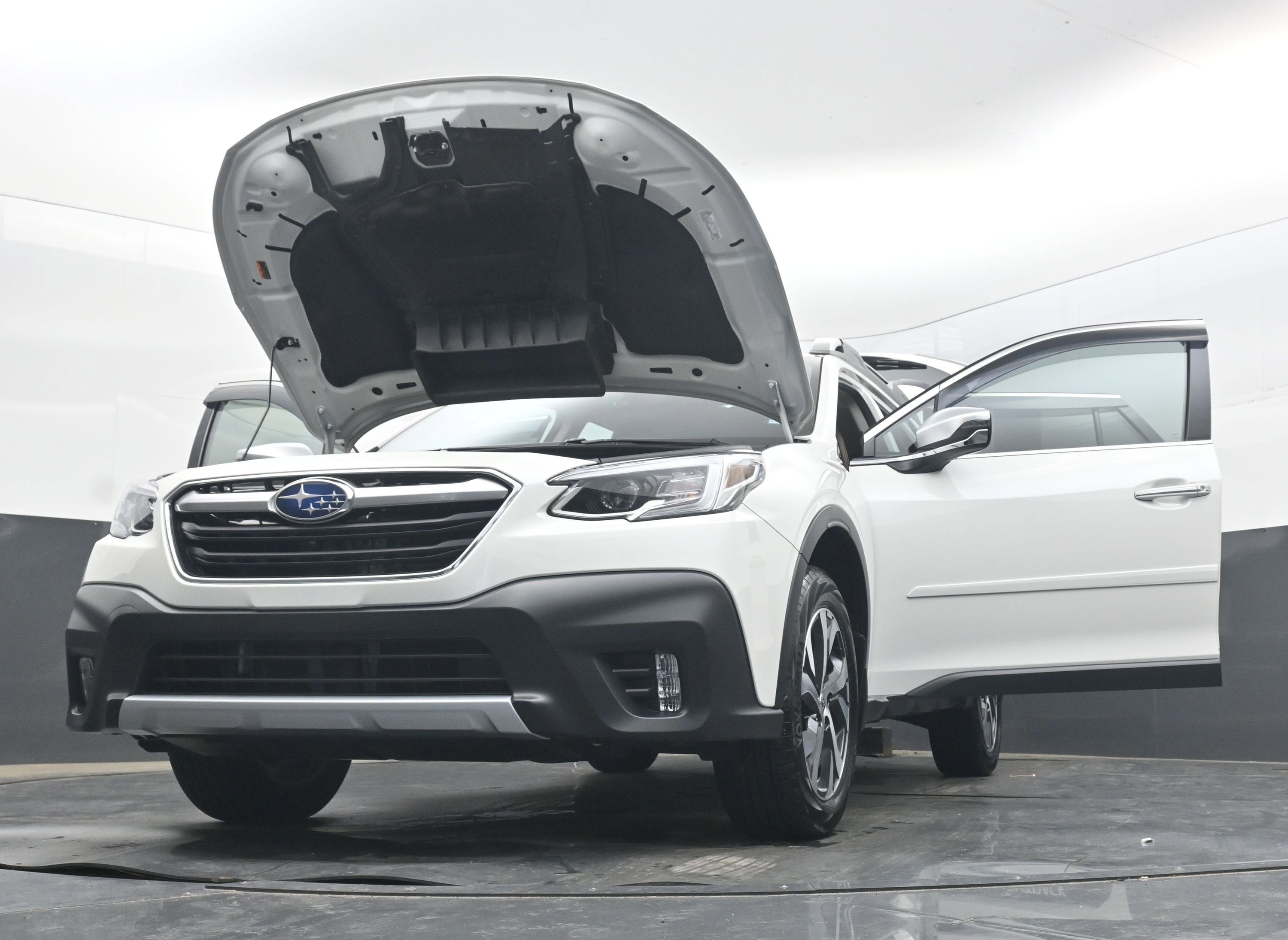 2022 Subaru Outback Touring XT