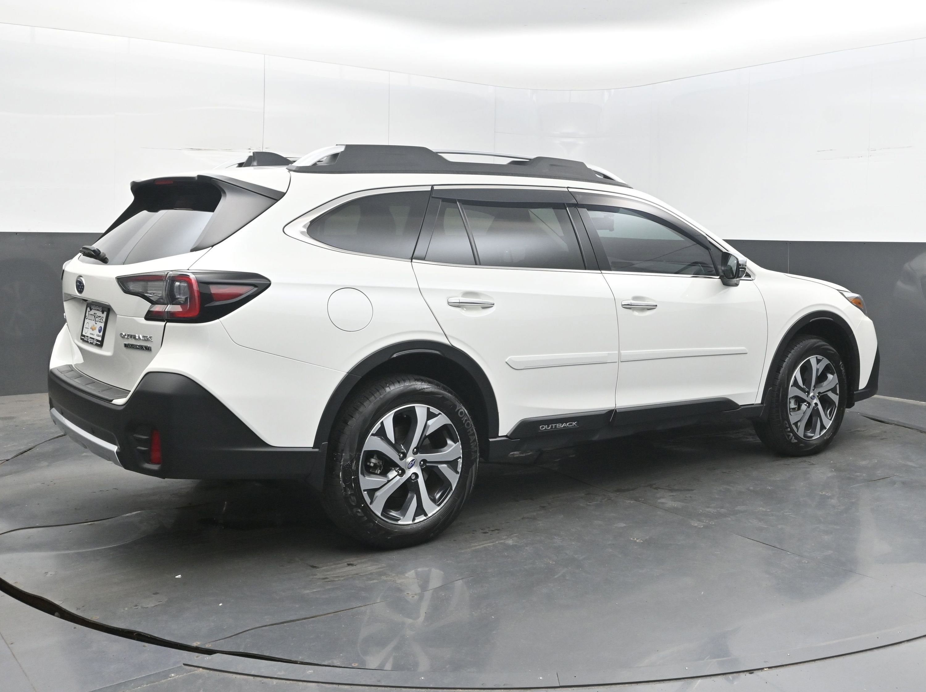 2022 Subaru Outback Touring XT