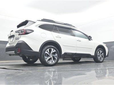 2022 Subaru Outback Touring XT