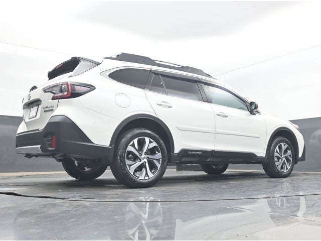 2022 Subaru Outback Touring XT
