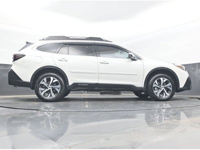 2022 Subaru Outback Touring XT