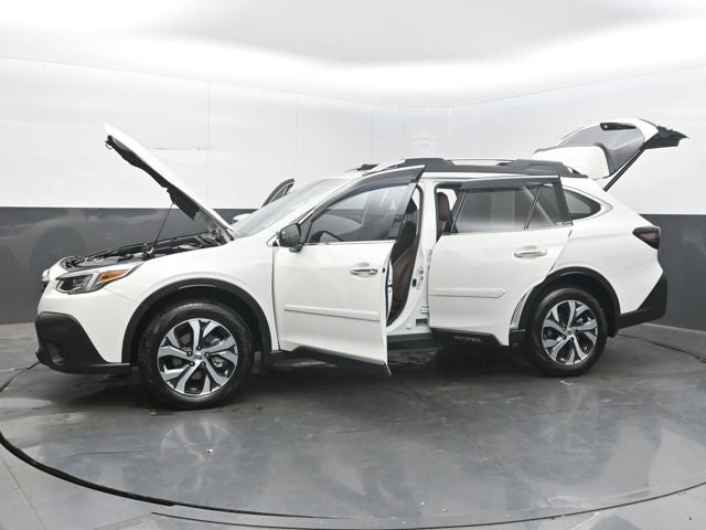 2022 Subaru Outback Touring XT