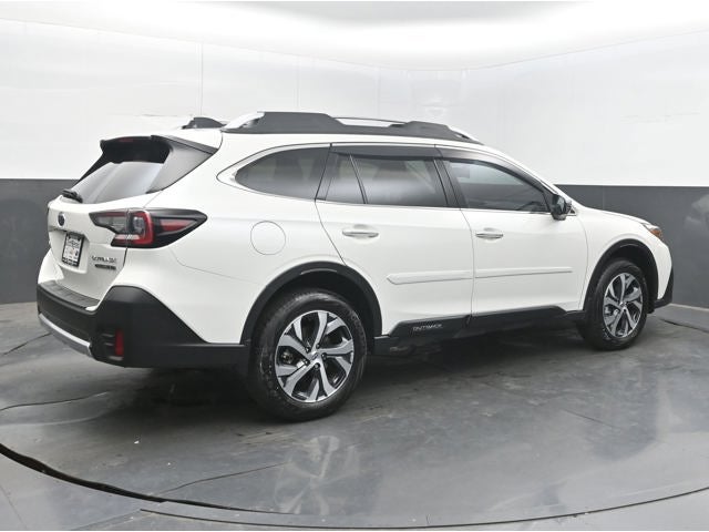 2022 Subaru Outback Touring XT