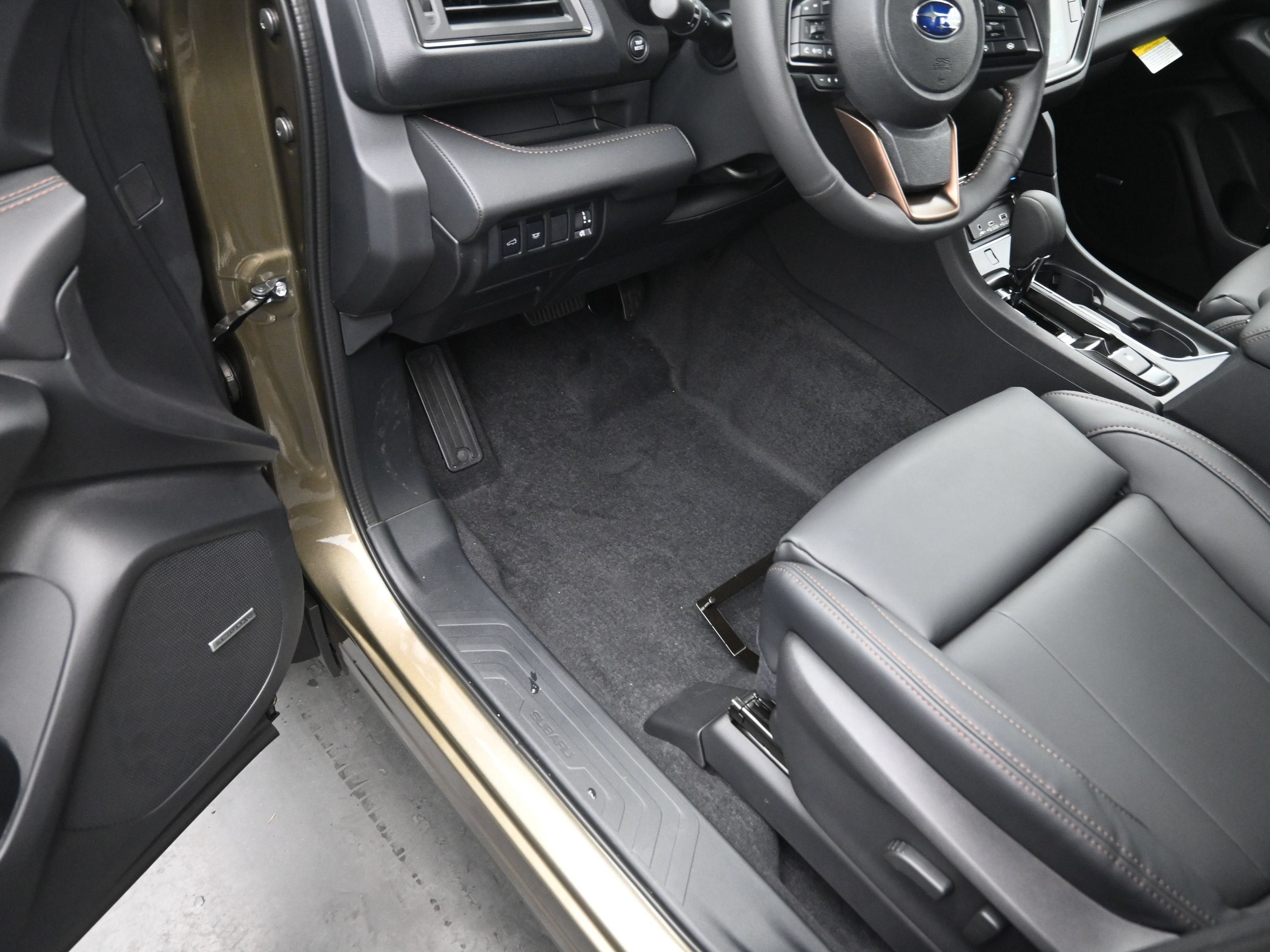 2025 Subaru Ascent Limited Bronze Edition