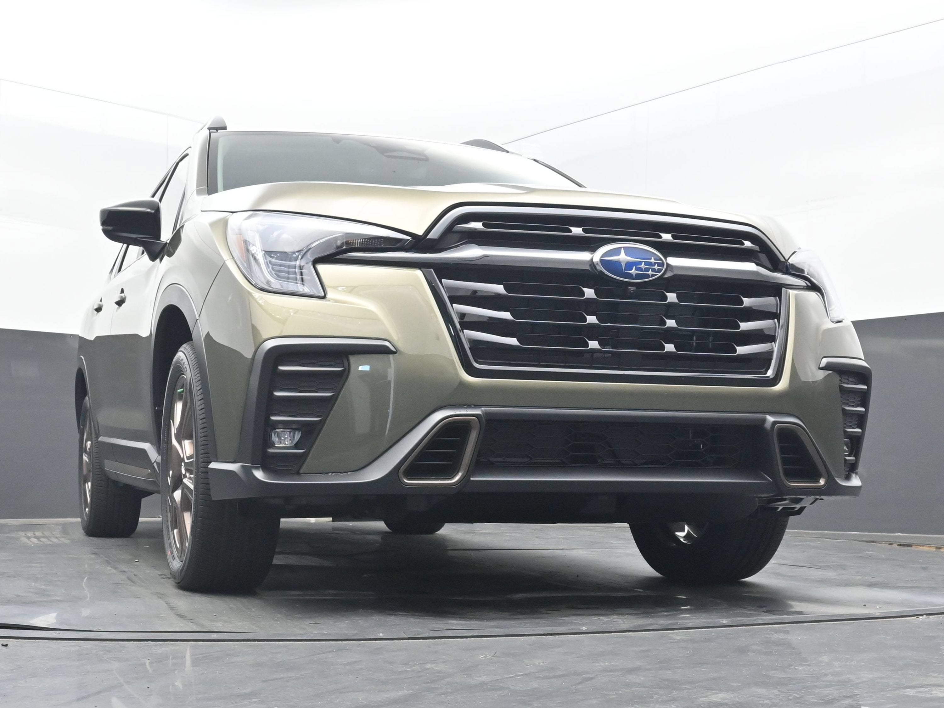 2025 Subaru Ascent Limited Bronze Edition