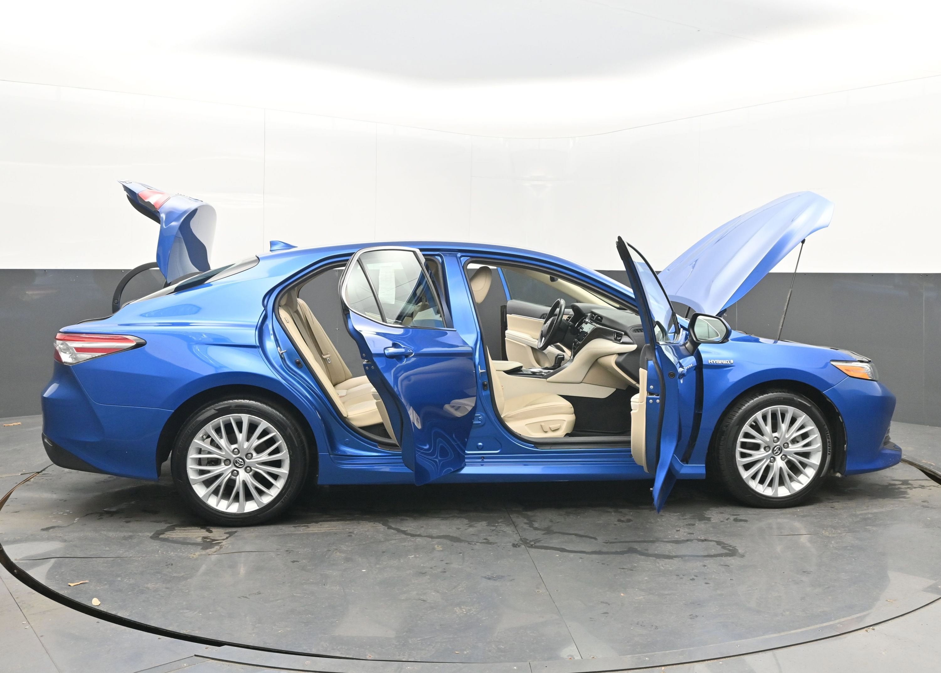 2019 Toyota Camry XLE