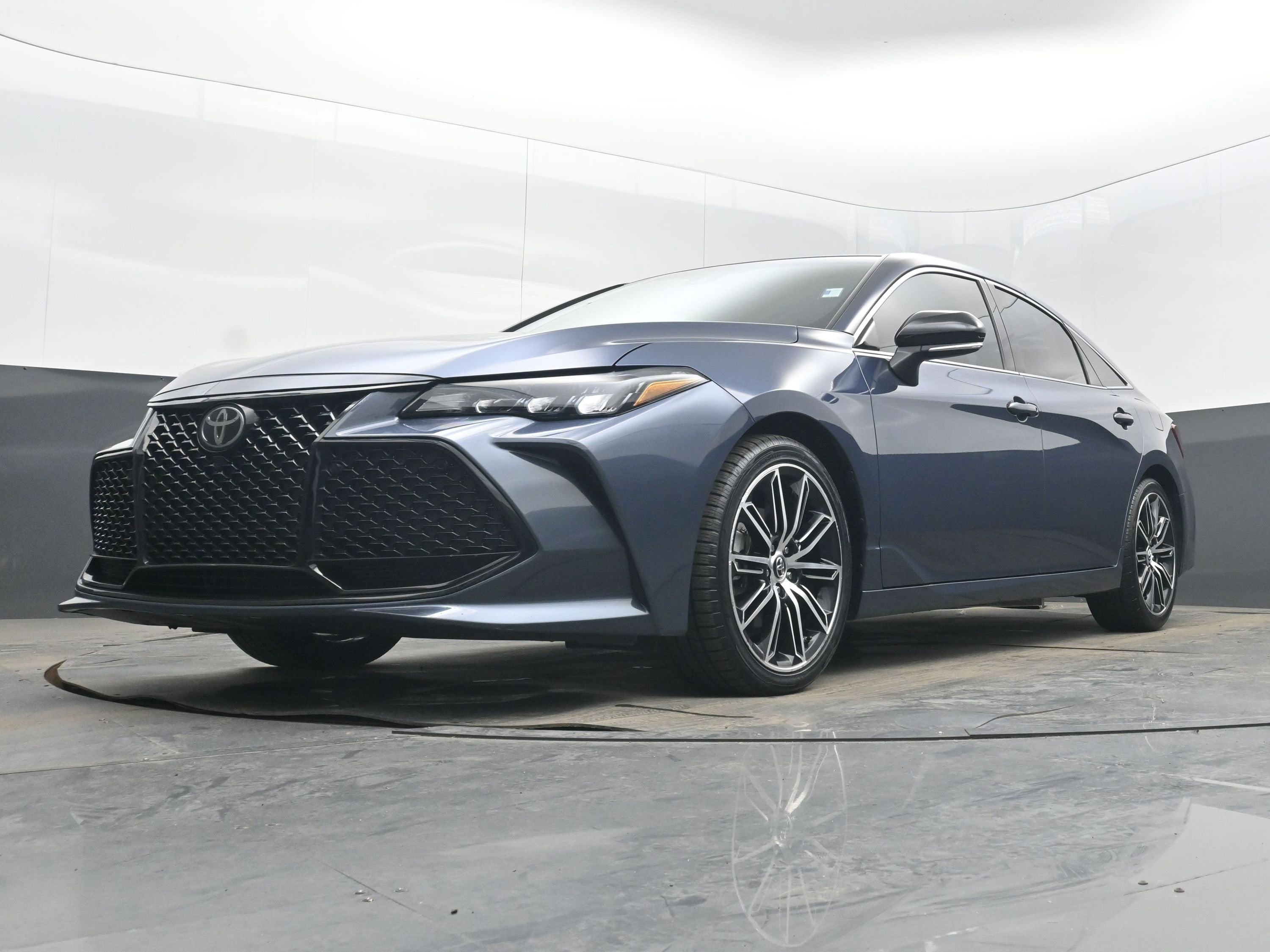 2019 Toyota Avalon XSE