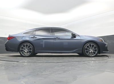 2019 Toyota Avalon XSE
