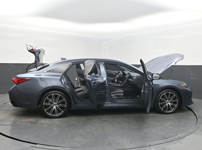 2019 Toyota Avalon XSE