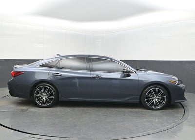 2019 Toyota Avalon XSE