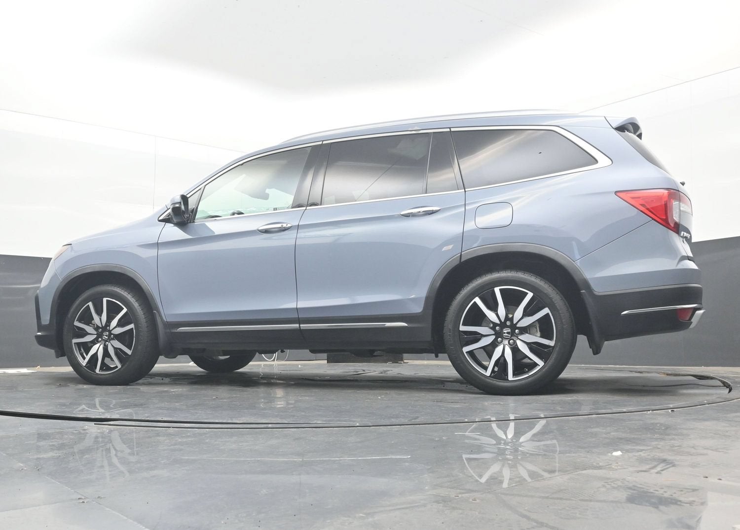 2022 Honda Pilot Touring 7-Passenger