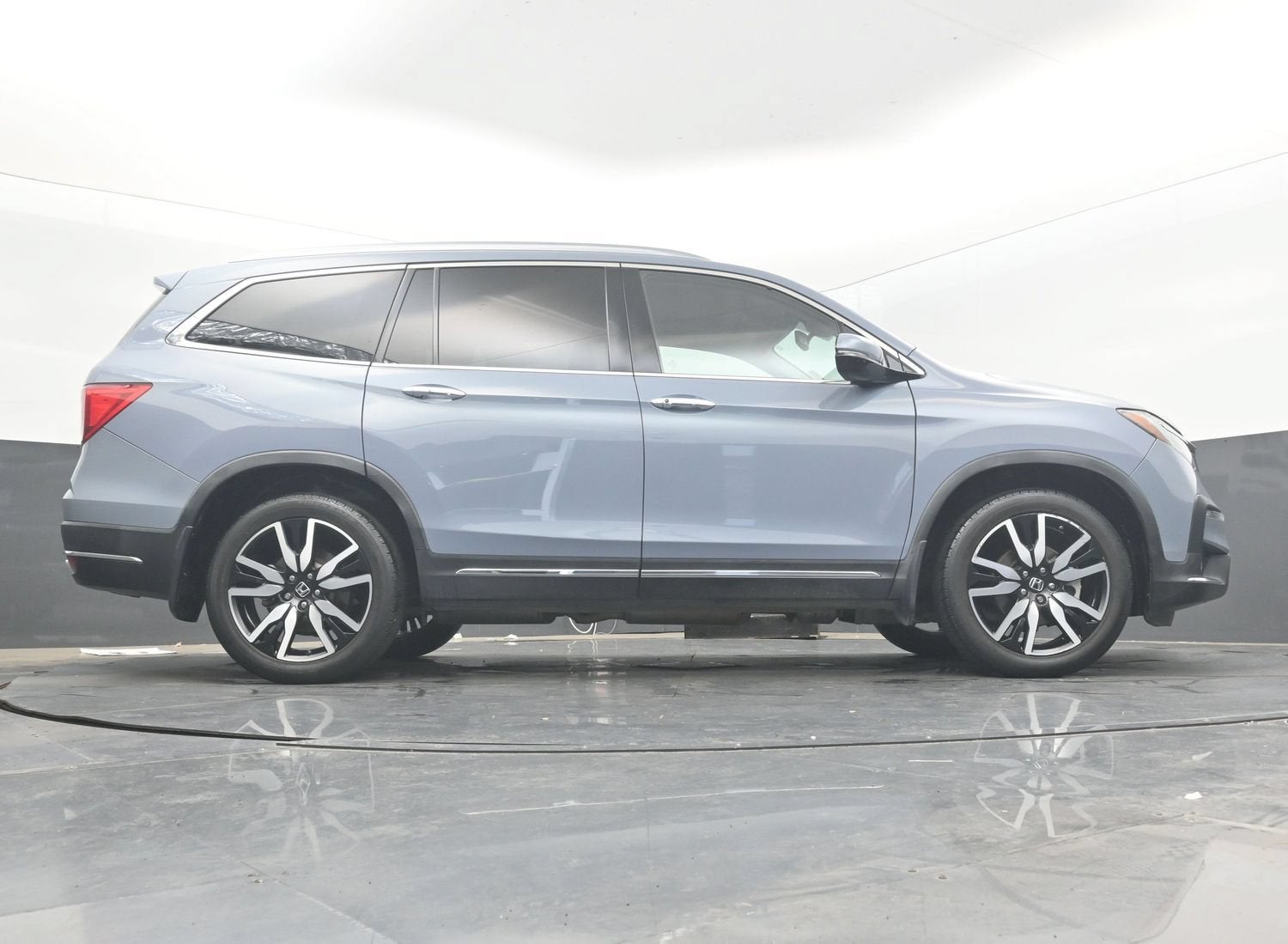 2022 Honda Pilot Touring 7-Passenger