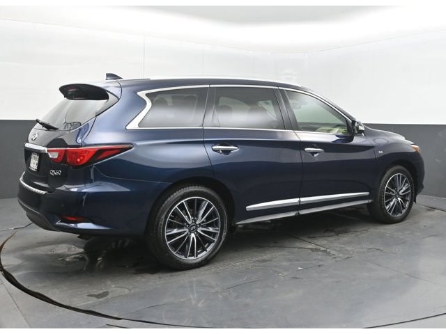 2017 INFINITI QX60 Base