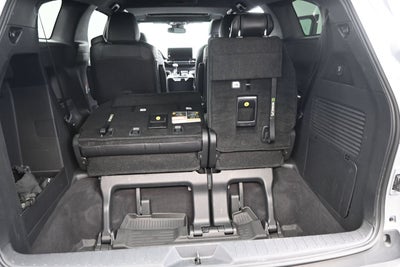 2025 Toyota Sienna Woodland Edition