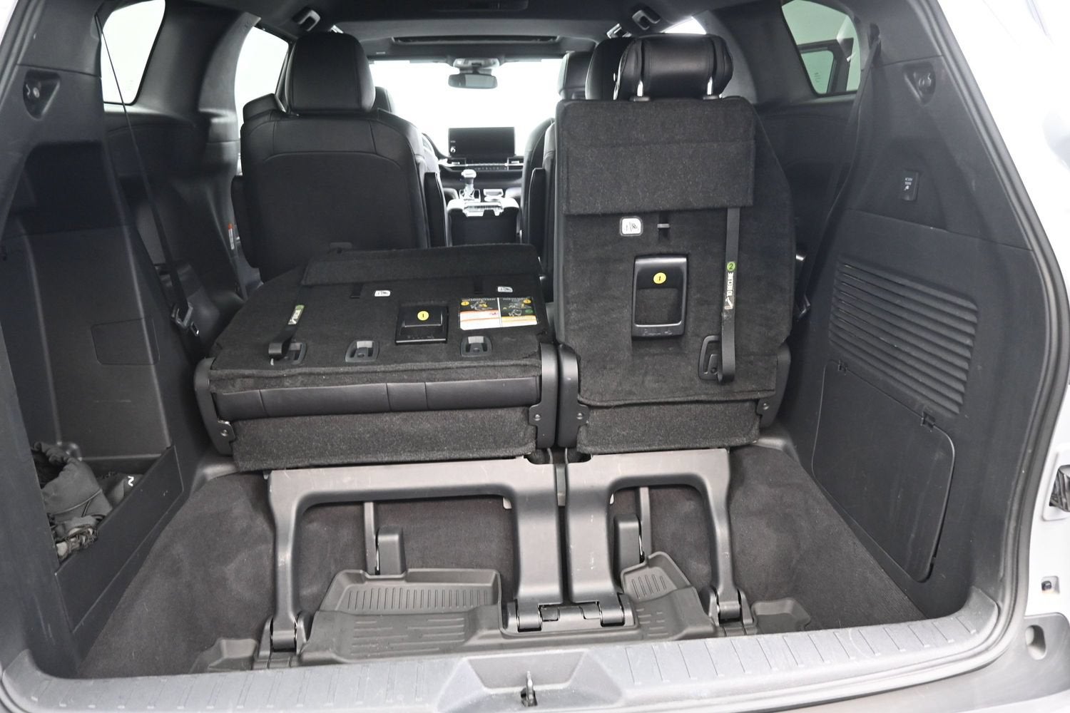 2025 Toyota Sienna Woodland Edition