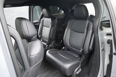 2025 Toyota Sienna Woodland Edition