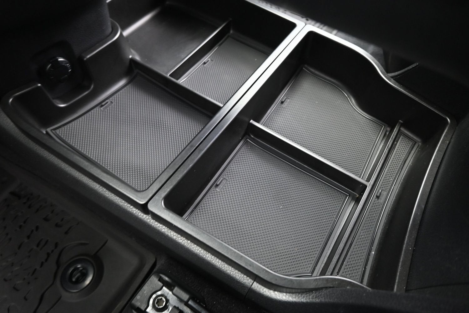 2025 Toyota Sienna Woodland Edition